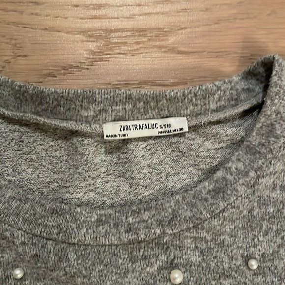 Zara Pearled Shirt. - Picture 2 of 4